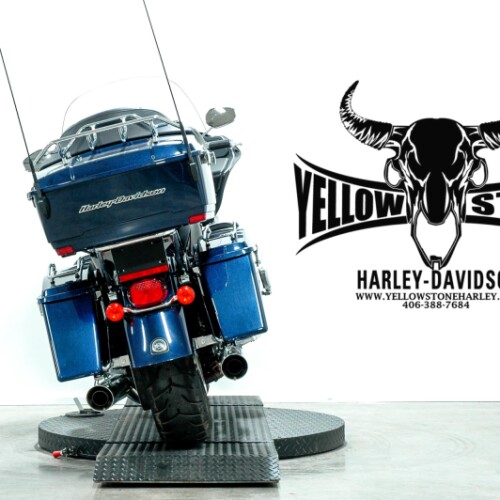2012 Harley-Davidson® Road Glide® Ultra Big Blue Pearl thumb 2