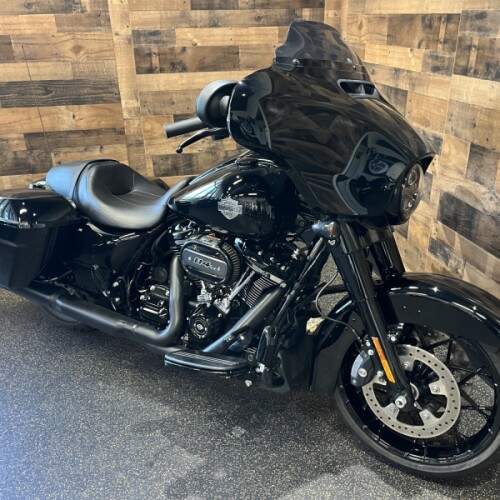2022 Harley-Davidson® Street Glide® Special Vivid Black FLHXS thumb 3