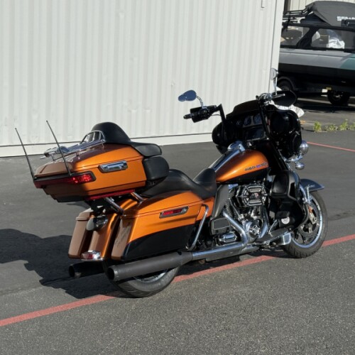 FLHTK 2014 Electra Glide® Ultra Limited thumb 3