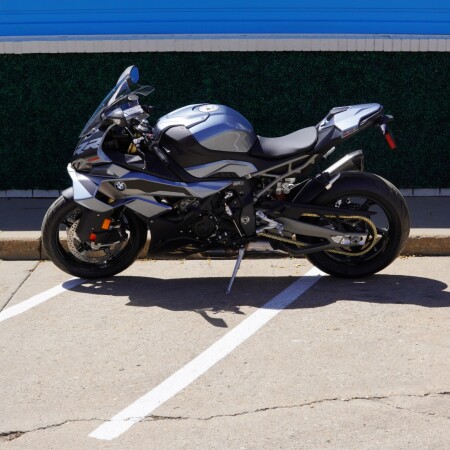 2026 S 1000 RR thumb 2