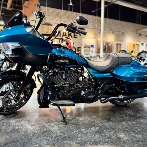 2026 Harley-Davidson® Road Glide® Teal Thunder / Vivid Black Black Trim thumb 2