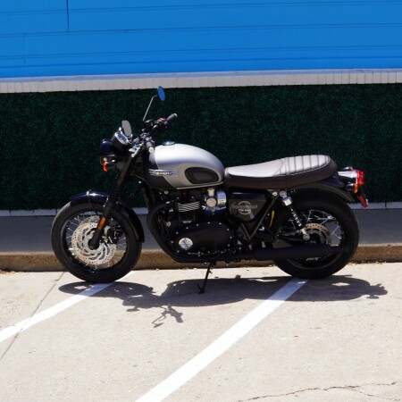 2026 Bonneville T120 Black thumb 2