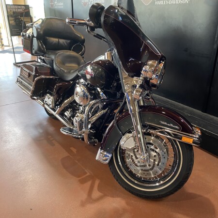 FLHTCUI 2005 Electra Glide® Ultra Classic® thumb 2