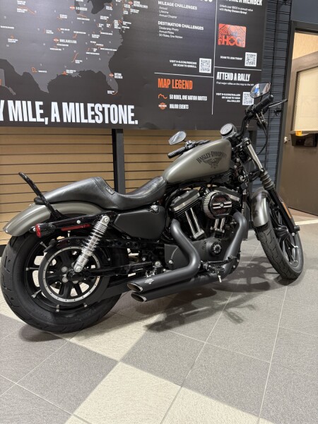 2018 Iron 883