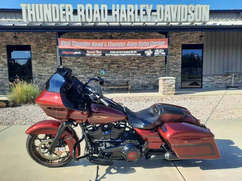 2023 Harley-Davidson® Road Glide® Special Heirloom Red Fade