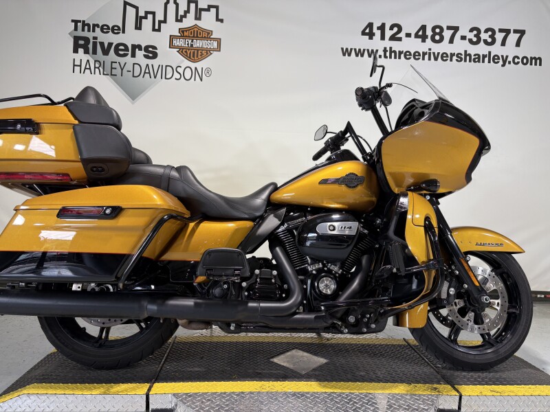 2023 Harley-Davidson® Road Glide® Limited Prospect Gold/Vivid Black