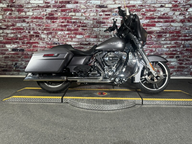 FLHX 2015 Street Glide®