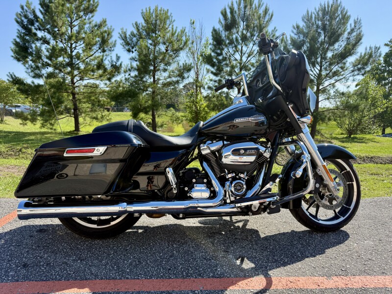 2022 Harley-Davidson® Street Glide® FLHX 