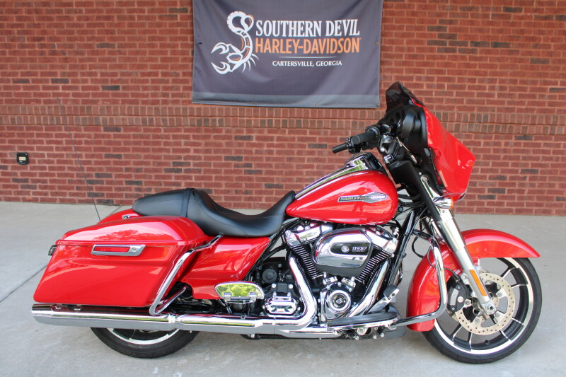 2023 Harley-Davidson® Street Glide® Redline Red