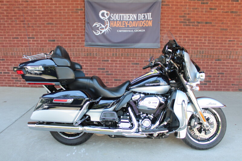 2019 Harley-Davidson® Ultra Limited Midnight Blue/Barracuda Silver