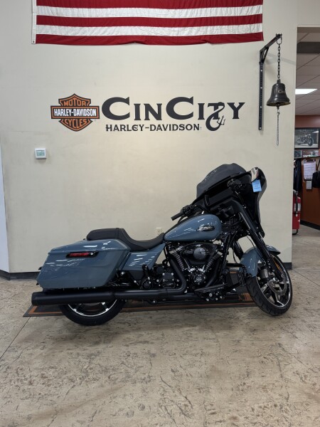 FLHX 2024 Street Glide®