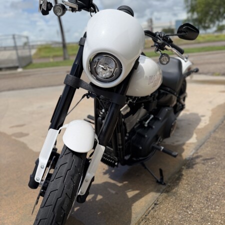 2026 Harley-Davidson® Low Rider® S White Onyx Pearl Black Trim thumb 0