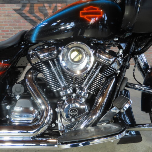 2026 Harley-Davidson® Road Glide™ FLTRX thumb 2