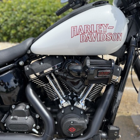 2026 Harley-Davidson® Low Rider® S White Onyx Pearl Black Trim thumb 3