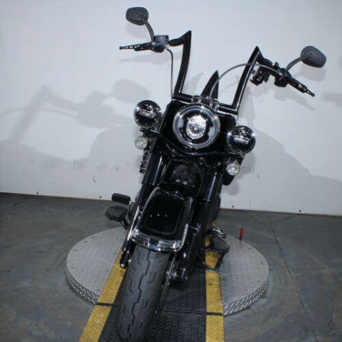 2024 Harley-Davidson Heritage Classic 114 Cruiser FLHCS thumb 0
