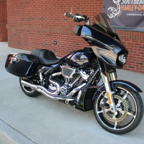 2025 Harley-Davidson® Street Glide® Mystic Shift thumb 3