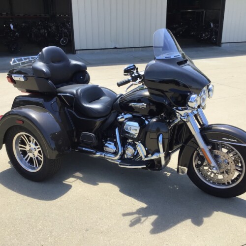 FLHTCUTG 2020 Tri Glide® Ultra thumb 2