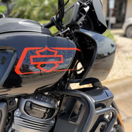 2026 Harley-Davidson® Pan America® 1250 Special Vivid Black Black Laced Wheels thumb 3
