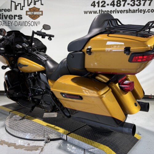2023 Harley-Davidson® Road Glide® Limited Prospect Gold/Vivid Black thumb 0