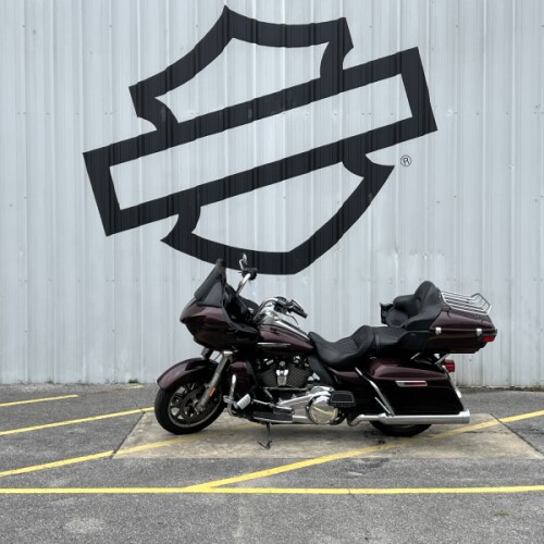 2018 Harley-Davidson® Road Glide® Ultra Twisted Cherry thumb 2