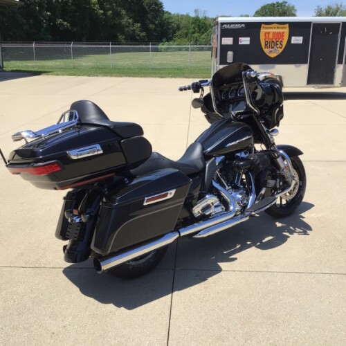 FLHTCU 2016 Electra Glide® Ultra Classic™ thumb 1