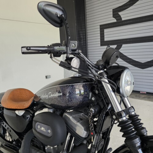 2008 Harley-Davidson® 1200 Custom METALLIC BLACK CUSTOM PAINT thumb 2