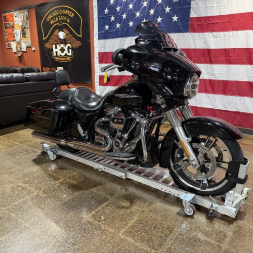 FLHXS 2017 Street Glide® Special thumb 2