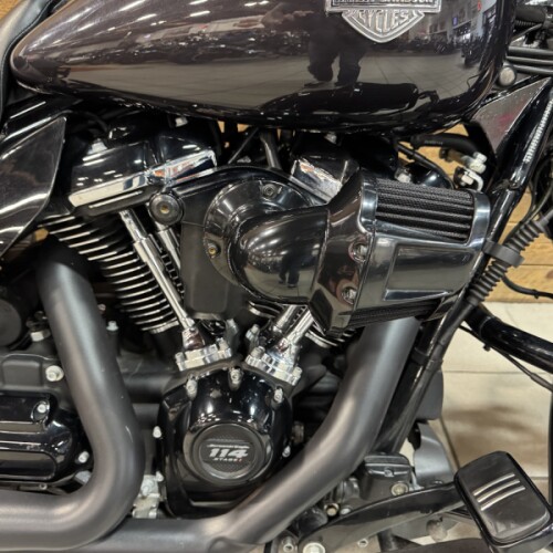 2021 Harley-Davidson® Road King® Special Black Jack Metallic FLHRXS thumb 2