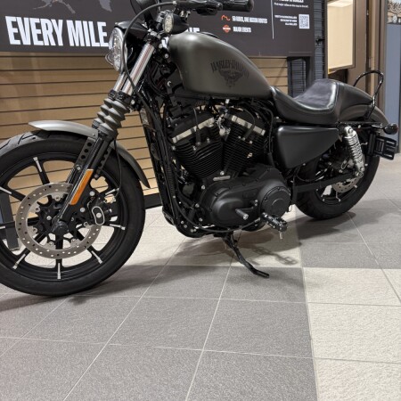 2018 Iron 883 thumb 1