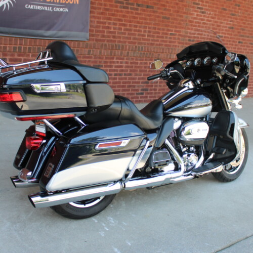 2019 Harley-Davidson® Ultra Limited Midnight Blue/Barracuda Silver thumb 2