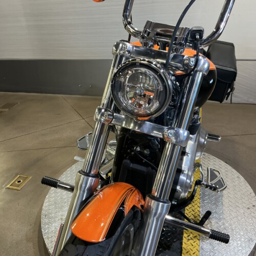 FXST 2023 Softail® Standard thumb 1