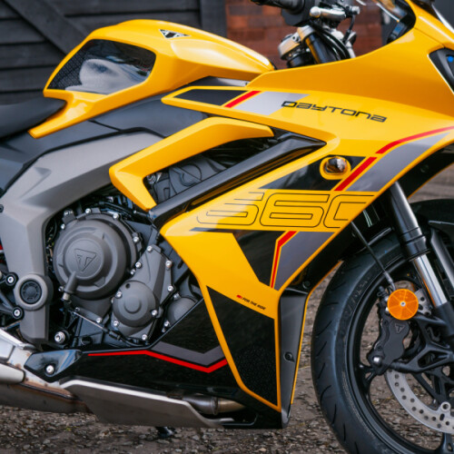 2026 Triumph Daytona 660  thumb 1