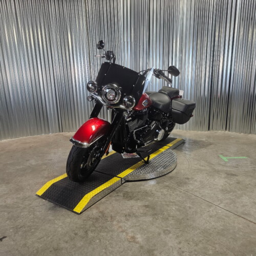 2026 Harley-Davidson® Heritage Classic Brilliant Red Black Laced Wheels thumb 2