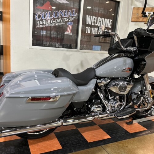 FLTRX 2026 Road Glide® thumb 3