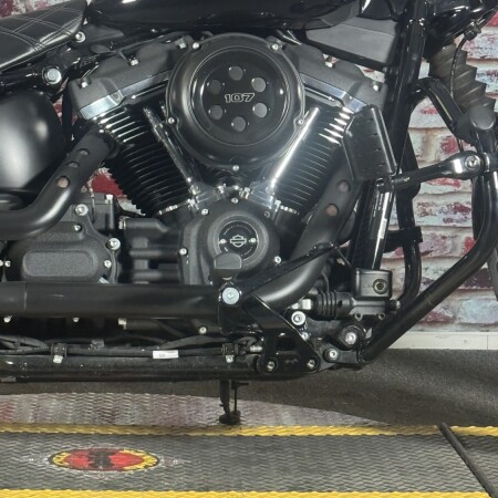 FXBB 2019 Street Bob® thumb 2