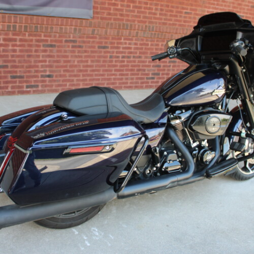 2025 Harley-Davidson® Street Glide® Mystic Shift - Black Finish thumb 2