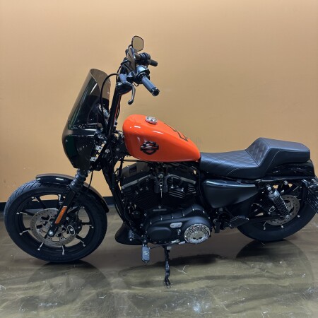 XL 883N 2020 Iron 883™ thumb 2