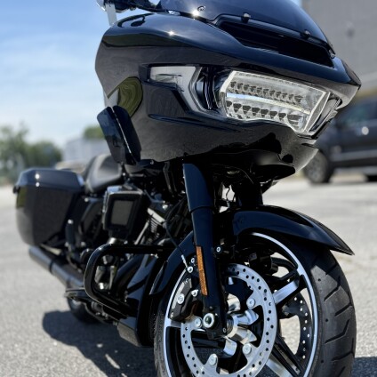 FLTRX 2026 Road Glide® thumb 3