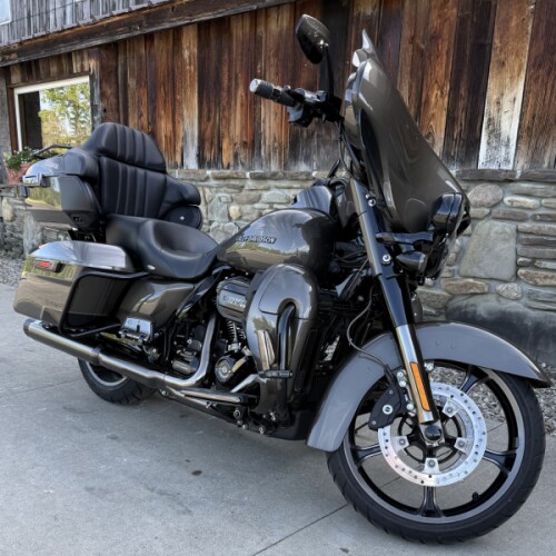 2021 Harley-Davidson® CVO™ Limited Bronze Armor thumb 1