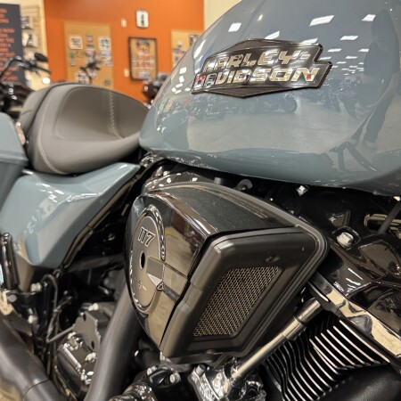 FLHX 2024 Street Glide® thumb 3