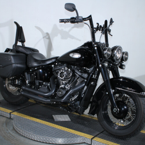 2024 Harley-Davidson Heritage Classic 114 Cruiser FLHCS thumb 2