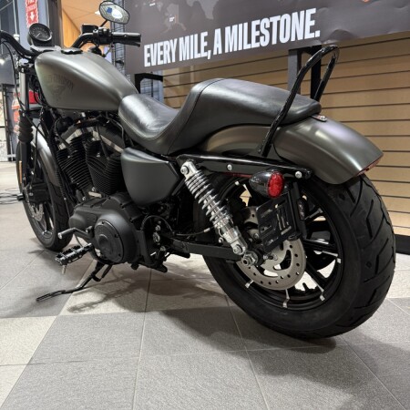 2018 Iron 883 thumb 0