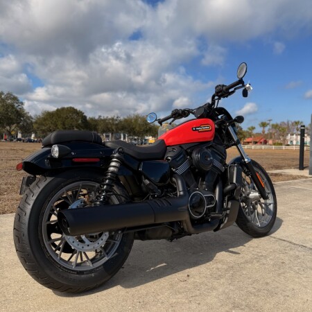 RH975S 2026 Nightster Special® thumb 3