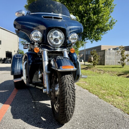 2016 Harley-Davidson® Tri Glide® Ultra flhtcutg thumb 2