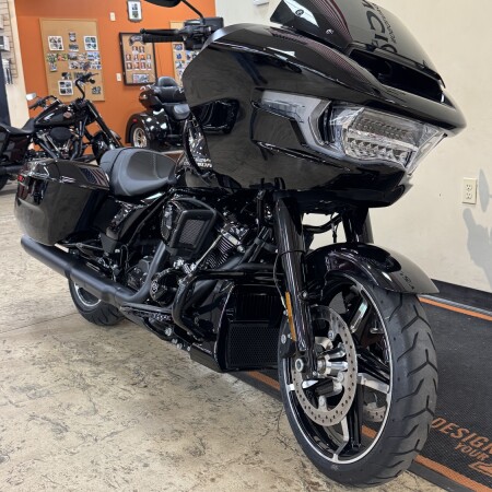 FLTRX 2025 Road Glide™ thumb 0