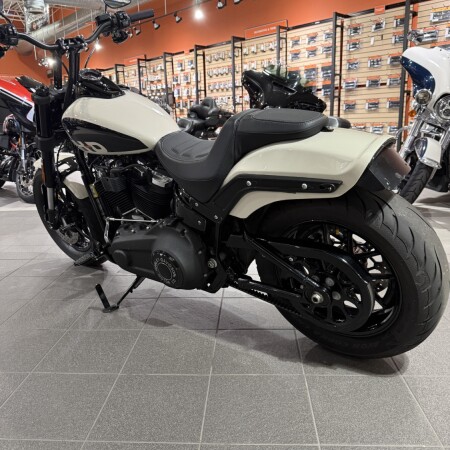 FXFBS 2022 Fat Bob® 114 thumb 3