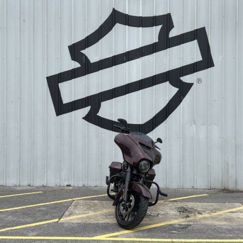 2018 Harley-Davidson® Street Glide® Special Twisted Cherry thumb 3