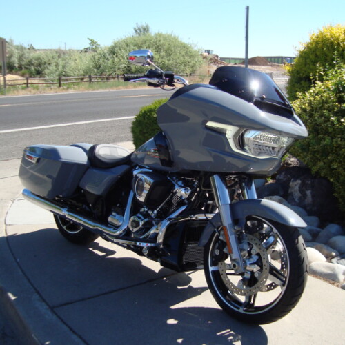 2026 Harley-Davidson® Road Glide® Dark Billiard Gray Chrome Trim thumb 1