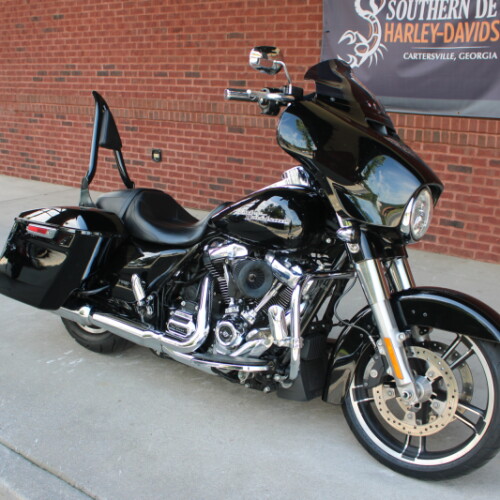 2017 Harley-Davidson® Street Glide® Special Black Denim thumb 3