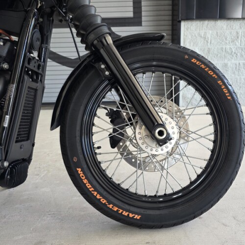 2021 Harley-Davidson® Street Bob® 114 Vivid Black thumb 1